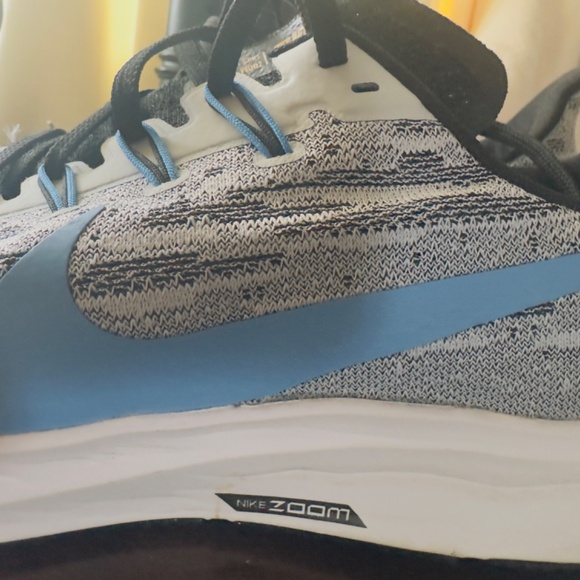 Nike zoom (running shoe) - Picture 4 of 7